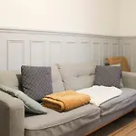 Spacious And Practical Apartment In Paris 18Th